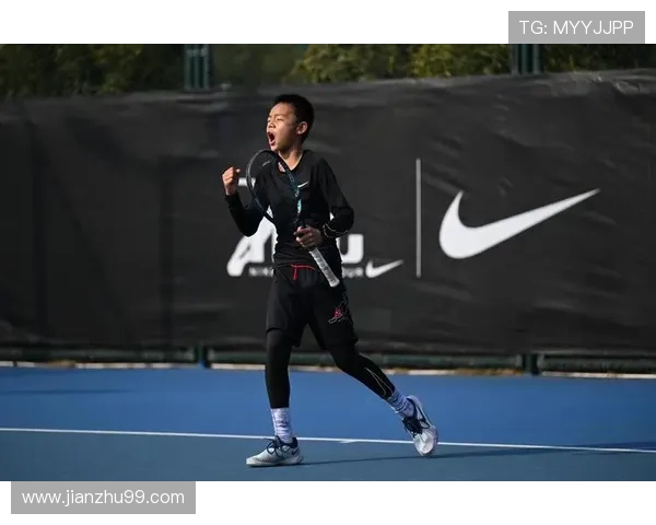 火娃白压黑夺千赛首冠阿昺晋级